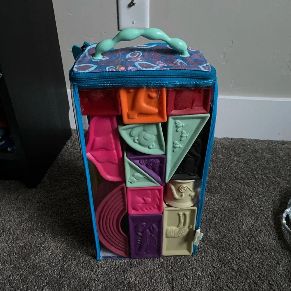Squeeze building blocks